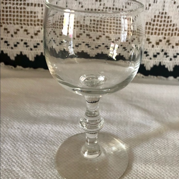 Vintage MCM set of 4 petite wine goblets - Picture 2 of 10